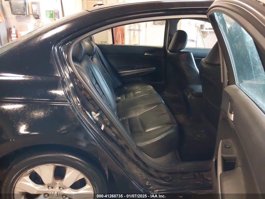 2008 HONDA ACCORD VIN: 1HGCP26848A138956