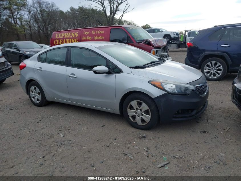 VIN KNAFK4A6XG5445029 2016 KIA FORTE no.1