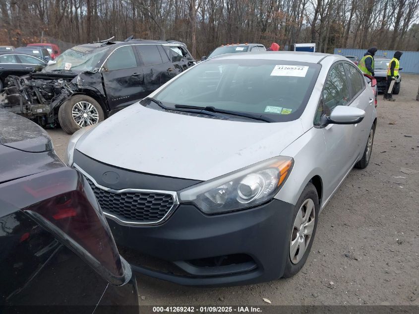 VIN KNAFK4A6XG5445029 2016 KIA FORTE no.6