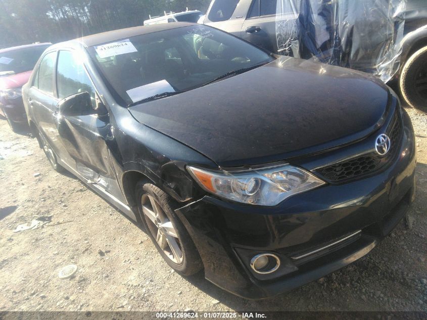 VIN 4T1BF1FK3EU330166 2014 TOYOTA CAMRY no.1