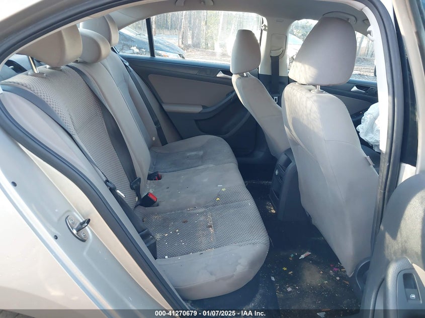 2014 VOLKSWAGEN JETTA VIN: 3VW2K7AJ5EM247096