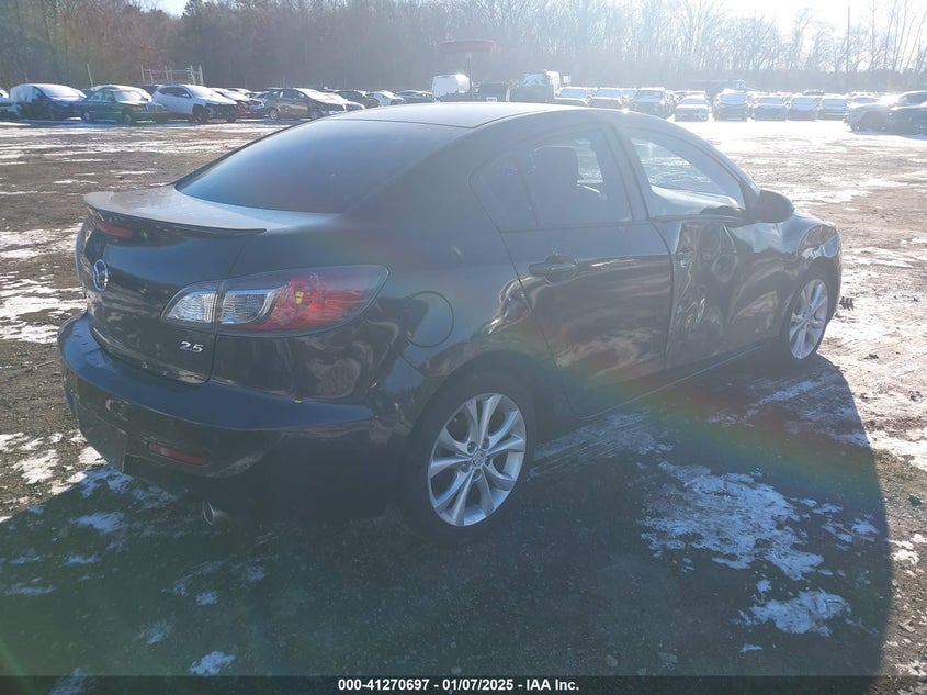 2011 MAZDA MAZDA3 VIN: JM1BL1U63B1447584