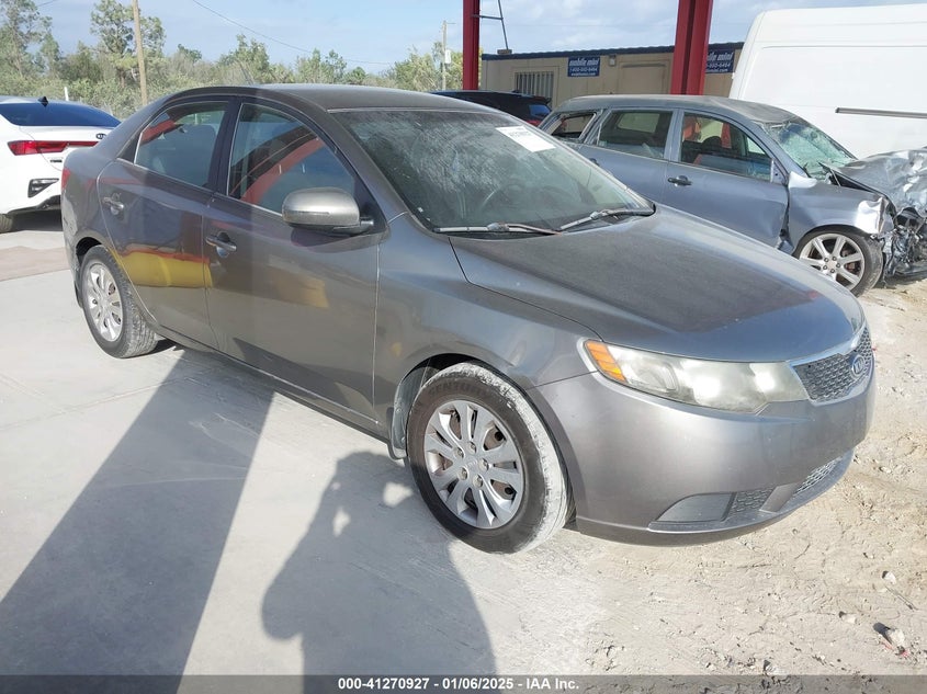 2012 KIA FORTE VIN: KNAFU4A2XC5606870