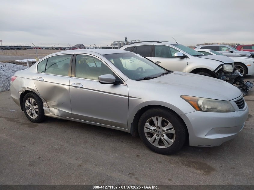 2008 HONDA ACCORD VIN: 1HGCP26448A112564