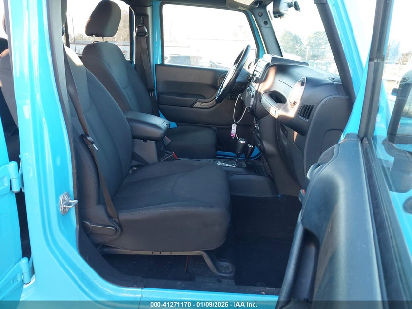 2017 JEEP WRANGLER UNLIMITED SPORT 4X4 - 1C4BJWDGXHL599418