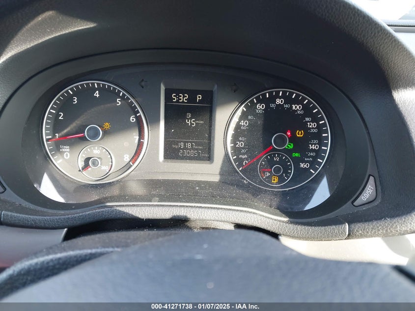 2012 VOLKSWAGEN PASSAT VIN: 1VWAH7A3XCC084214