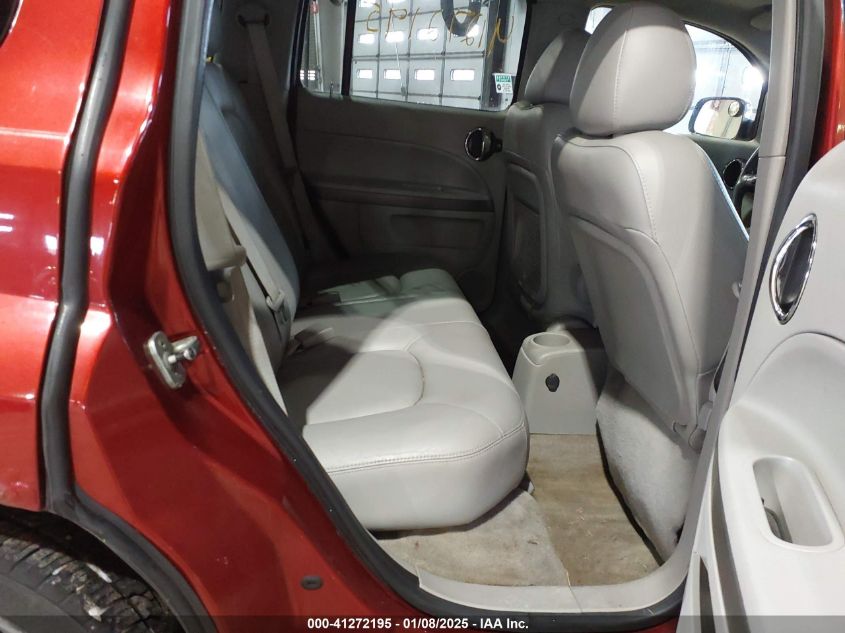 2008 Chevrolet Hhr VIN: 1SNDT13S842317375 Lot: 41272195