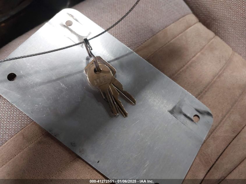 1988 Chevrolet Camaro VIN: 1G1FP21S9JL189631 Lot: 41272551