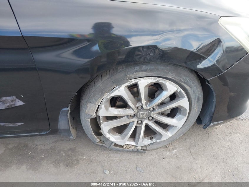 2015 HONDA ACCORD VIN: 1HGCR2F58FA001323