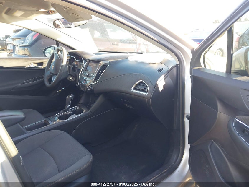 2019 CHEVROLET CRUZE VIN: 1G1BC5SM9K7111646