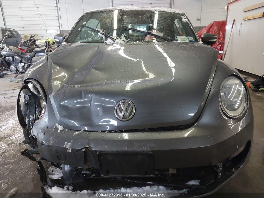 2015 VOLKSWAGEN BEETLE VIN: 3VW517AT0FM812678