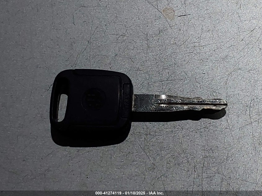 2018 NISSAN VERSA 1.6 SV - 3N1CN7APXJL868906