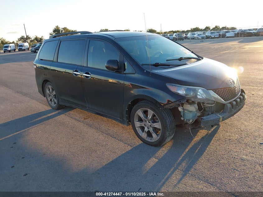 Vin: 5tdxk3dcxds398786, lot: 41764798, toyota sienna se 8 passenger 2013 img_1