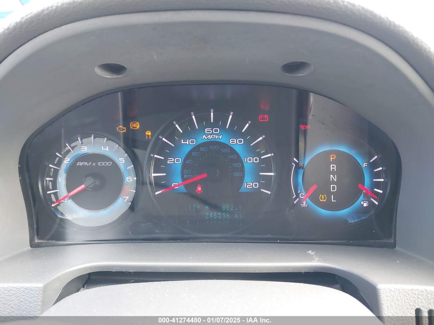 2011 FORD FUSION VIN: 3FAHP0HA8BR220636