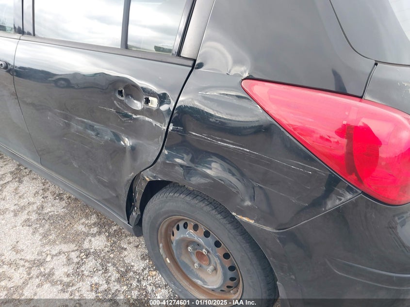 2009 NISSAN VERSA VIN: 3N1BC13E59L374247