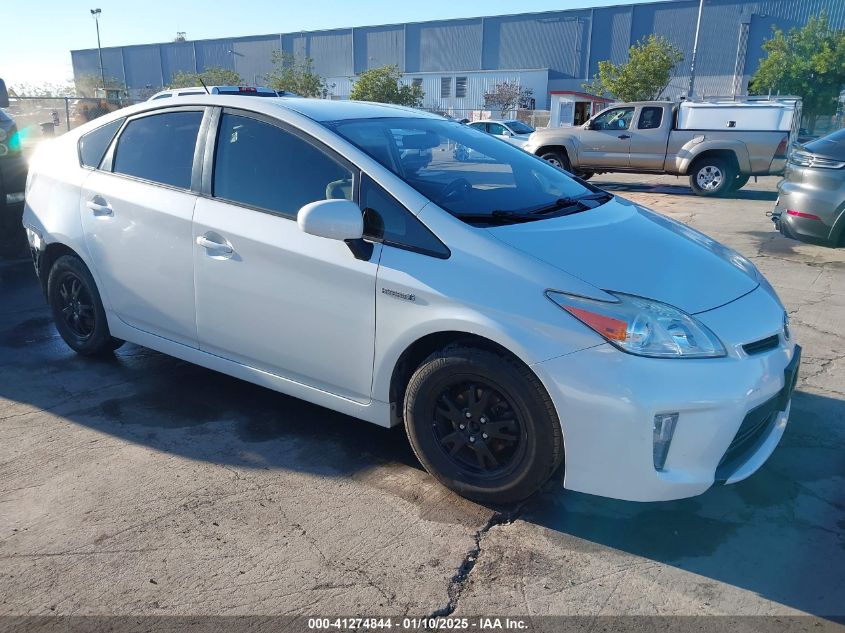 2015 Toyota Prius, Two