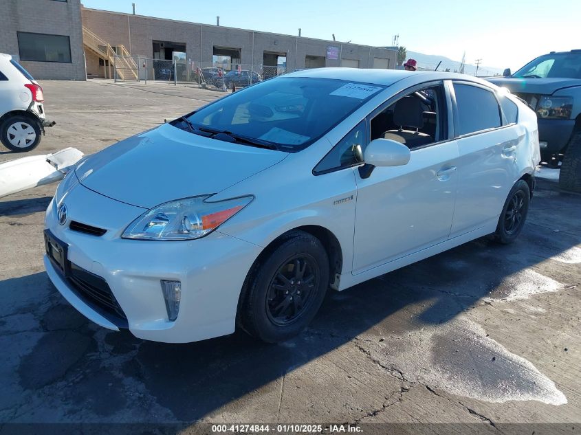 VIN JTDKN3DU8F1986308 2015 Toyota Prius, Two no.2