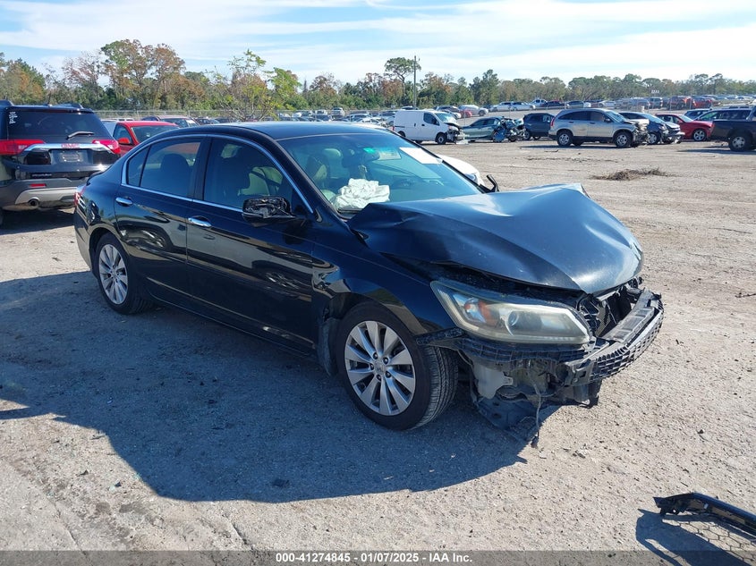 2013 HONDA ACCORD VIN: 1HGCR2F84DA010785