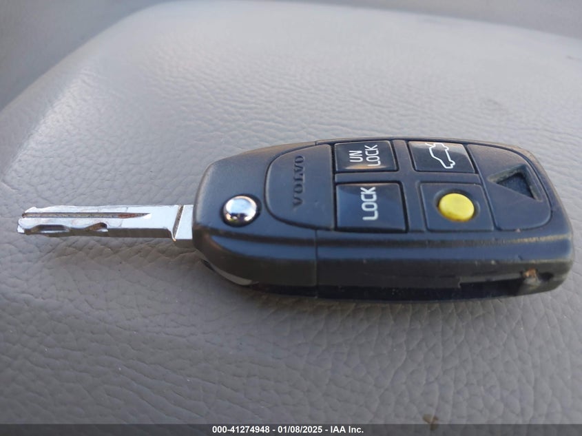 2004 Volvo Xc90 2.5T Awd VIN: YV1CZ59HX41045742 Lot: 41274948