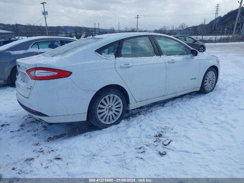 VIN 3FA6P0LU7FR228144 2015 Ford Fusion, Hybrid SE no.4