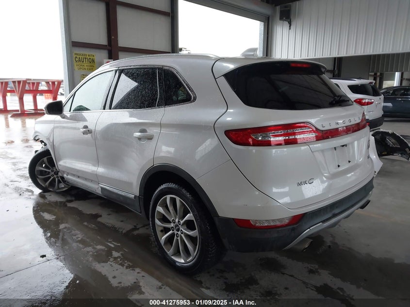 2017 LINCOLN MKC SELECT - 5LMCJ2C96HUL09520