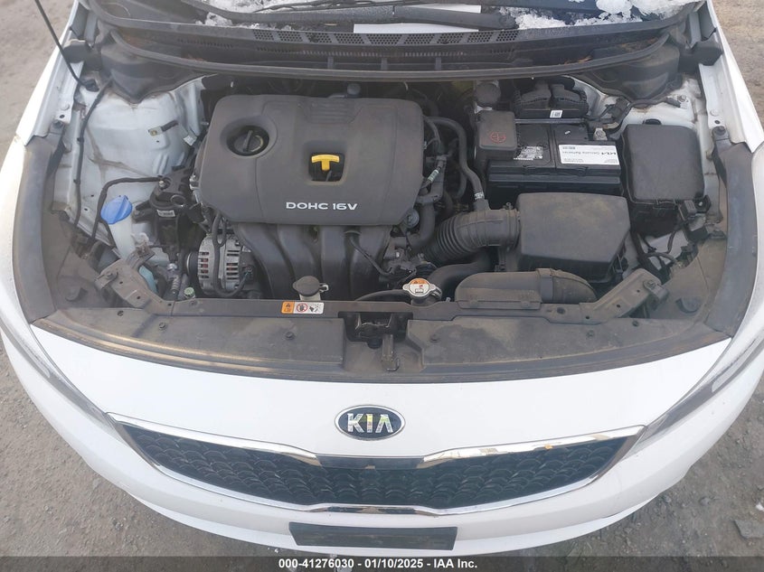 2017 KIA FORTE VIN: 3KPFL4A79HE081555