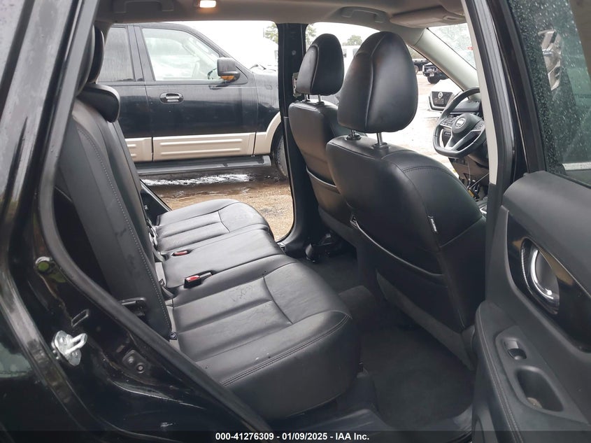 2017 NISSAN ROGUE SL - 5N1AT2MTXHC773351