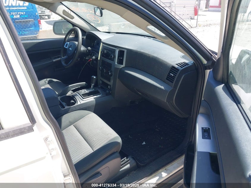 2008 JEEP GRAND CHEROKEE VIN: 1J8GR48K68C115996
