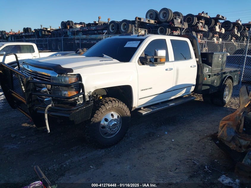 1GC4K0E83GF191785 2016 CHEVROLET SILVERADO photo no. 2