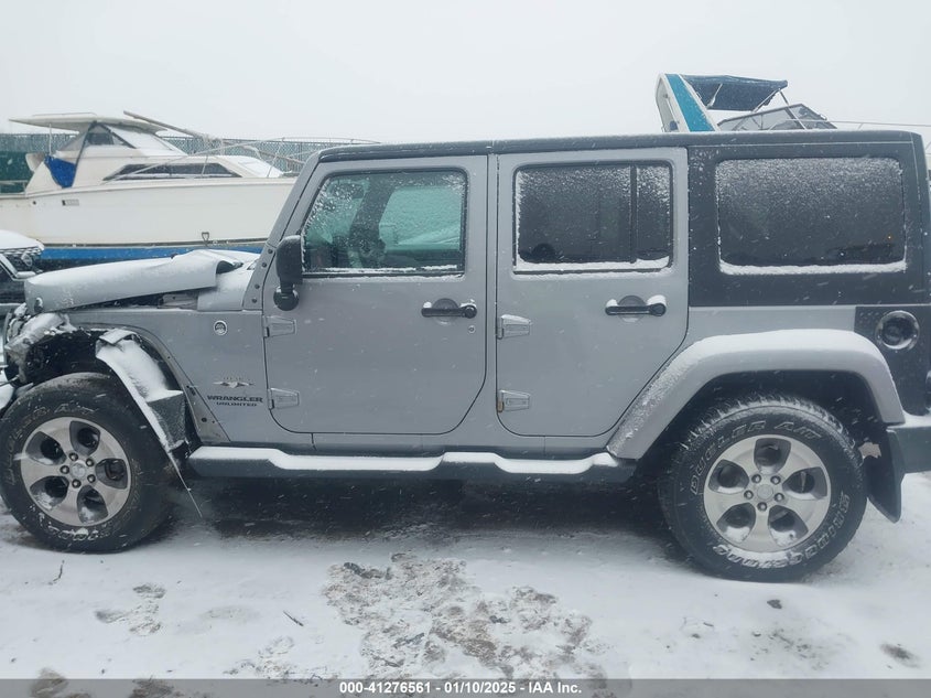 2016 JEEP WRANGLER UNLIMITED SAHARA - 1C4BJWEG0GL158586