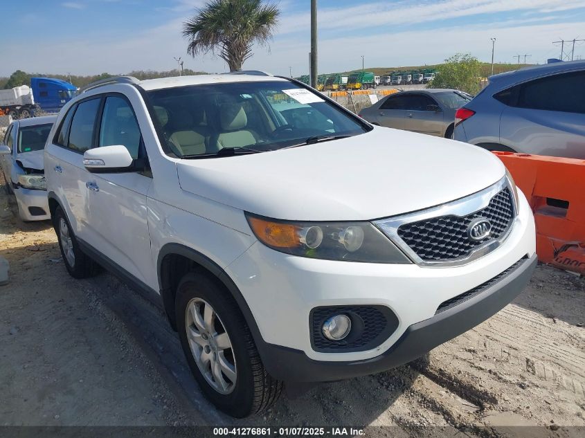 VIN 5XYKT3A67DG412873 2013 KIA SORENTO no.1