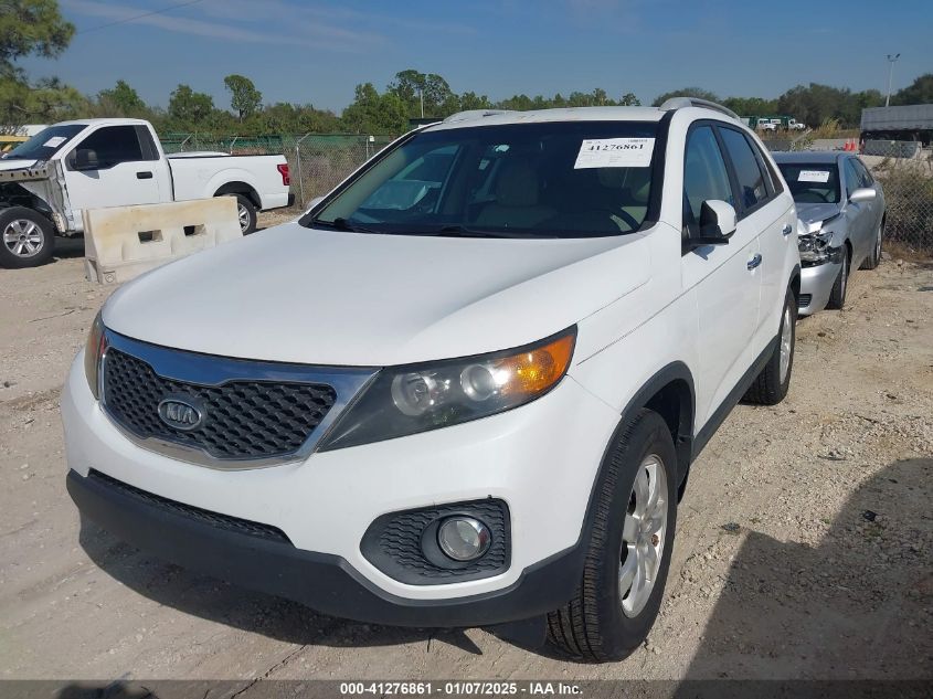 VIN 5XYKT3A67DG412873 2013 KIA SORENTO no.2