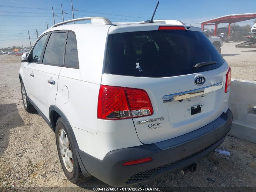 VIN 5XYKT3A67DG412873 2013 KIA SORENTO no.3