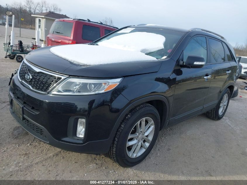 VIN 5XYKT3A61FG646736 2015 KIA SORENTO no.2