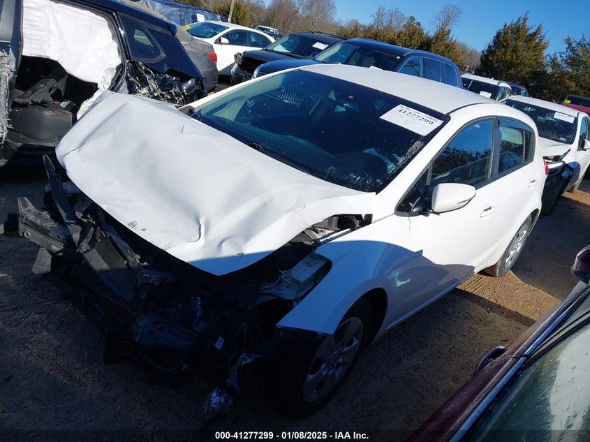 2017 KIA FORTE VIN: KNAFK5A88H5703198