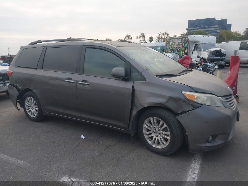 VIN 5TDYZ3DC5HS865344 2017 TOYOTA SIENNA no.13