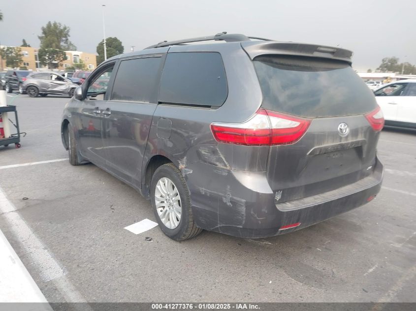 VIN 5TDYZ3DC5HS865344 2017 TOYOTA SIENNA no.3