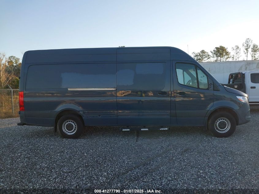 VIN WD4PF1CD7KP152553 2019 Mercedes-Benz Sprinter 2... no.13