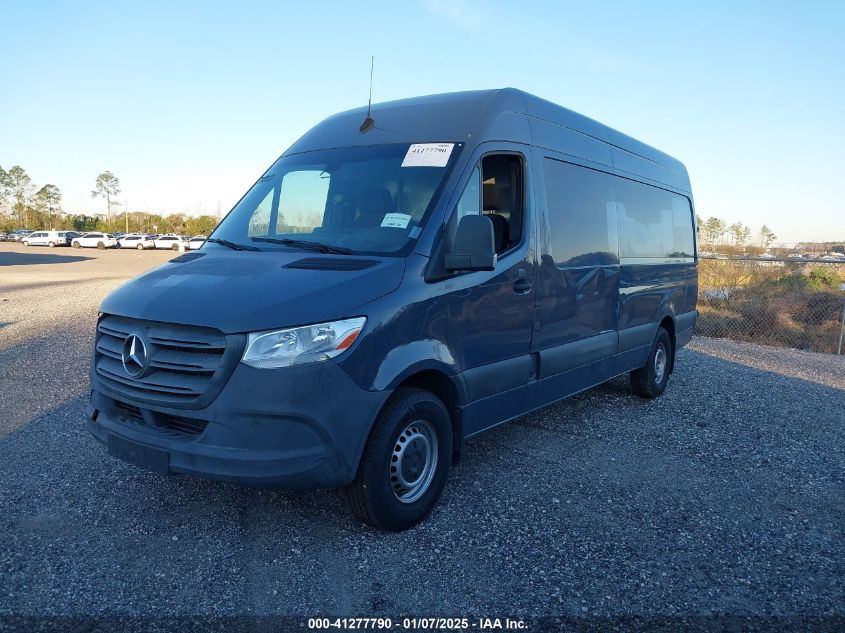 VIN WD4PF1CD7KP152553 2019 Mercedes-Benz Sprinter 2... no.2