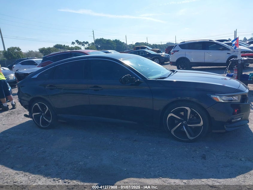 2018 HONDA ACCORD VIN: 1HGCV1F3XJA269058