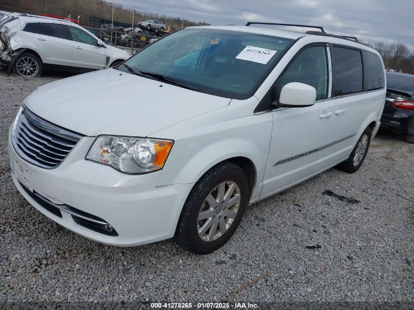 VIN 2C4RC1BG3FR661955 2015 Chrysler Town and Countr... no.2