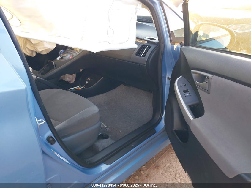 2014 TOYOTA PRIUS PLUG-IN VIN: JTDKN3DP0E3054939