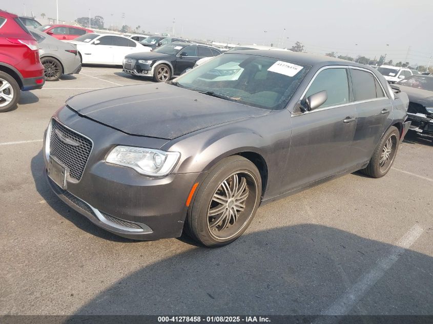 VIN 2C3CCAAG4FH845514 2015 Chrysler 300, Limited no.2