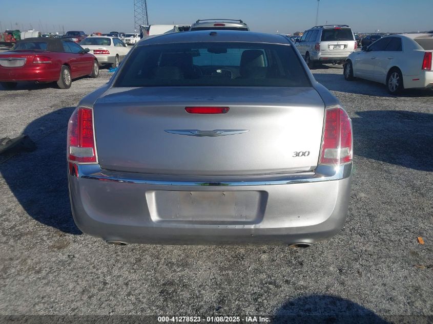 VIN 2C3CCAAGXDH627459 2013 Chrysler 300, Motown no.17