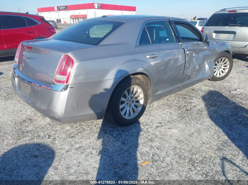 VIN 2C3CCAAGXDH627459 2013 Chrysler 300, Motown no.4