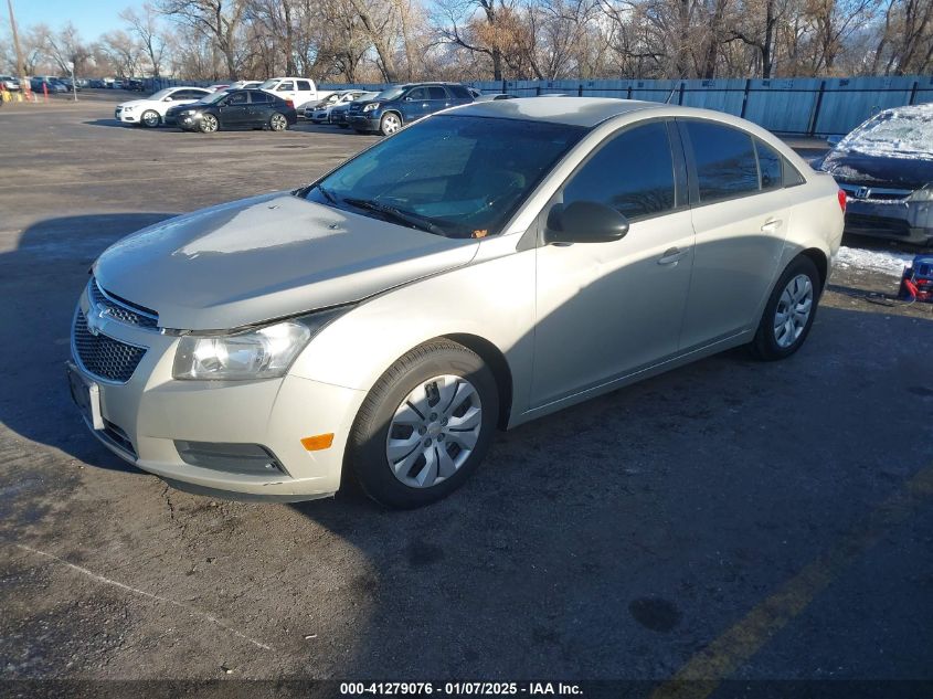 VIN 1G1PA5SH6D7239991 2013 CHEVROLET CRUZE no.2