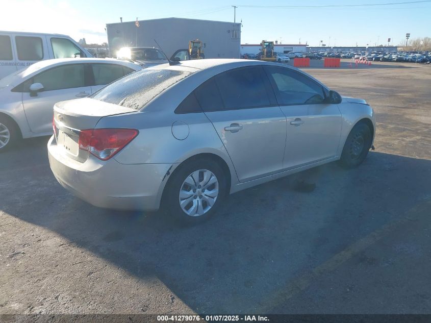 VIN 1G1PA5SH6D7239991 2013 CHEVROLET CRUZE no.4