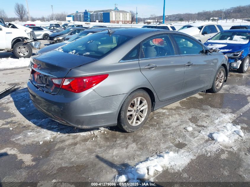 VIN 5NPEB4AC1DH802727 2013 Hyundai Sonata, Gls no.4