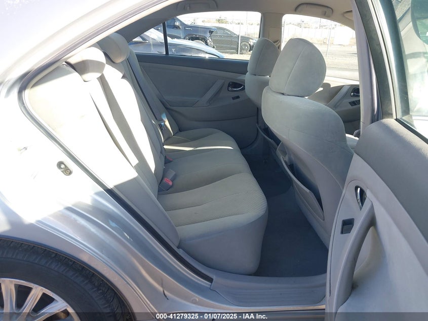 2007 TOYOTA CAMRY VIN: 4T1BK46K77U517930