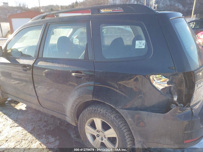 2013 SUBARU FORESTER 2.5X - JF2SHABC0DG419964